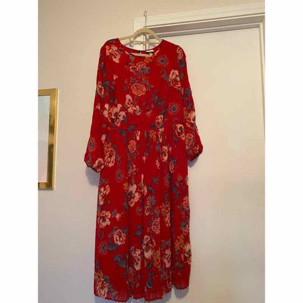 Red Floral Maxi